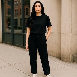Nili Lotan Sz Medium Pull On Black Crepe Pants Tapered Cropped Elastic Waist